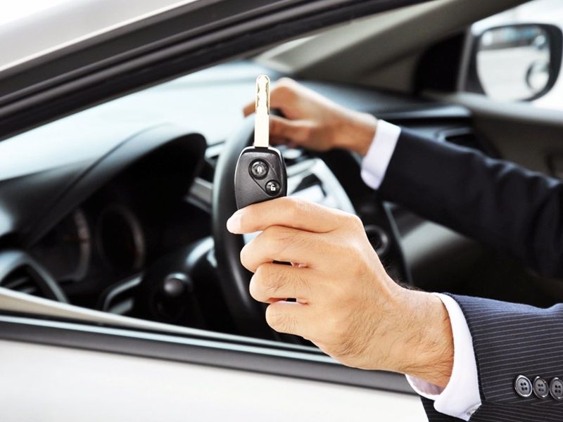 Dịch vụ cho thuê xe tụ lái giá tốt, chất lượng xe đời mới